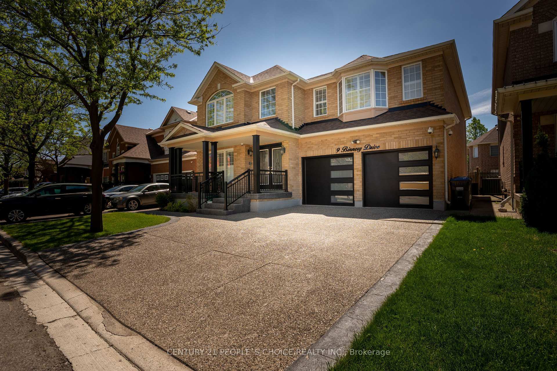 9 Binnery Drive  Brampton ON L6P 1A3 photo