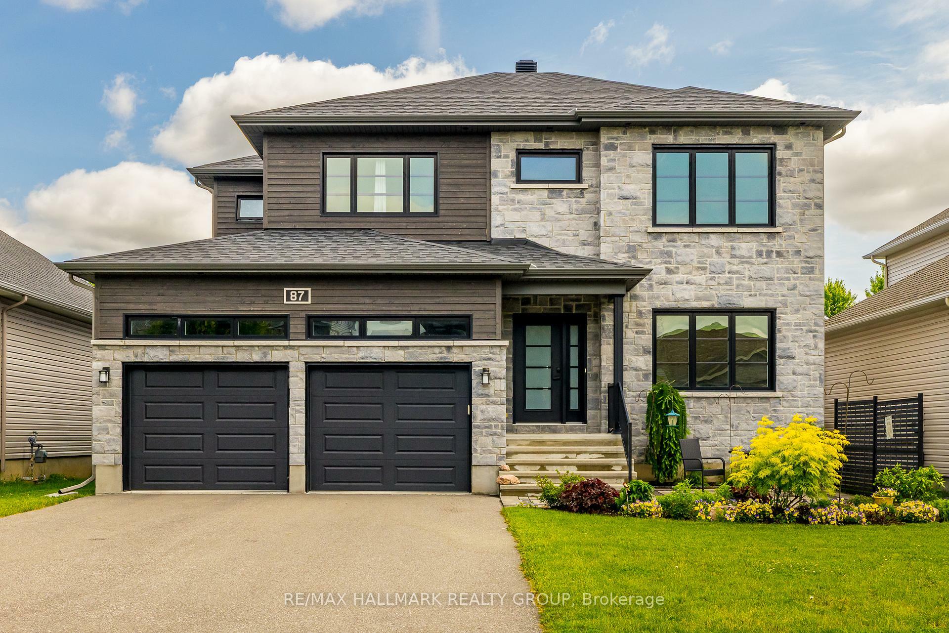 Property Photo:  87 Cobblestone Drive  ON K4R 0B2 