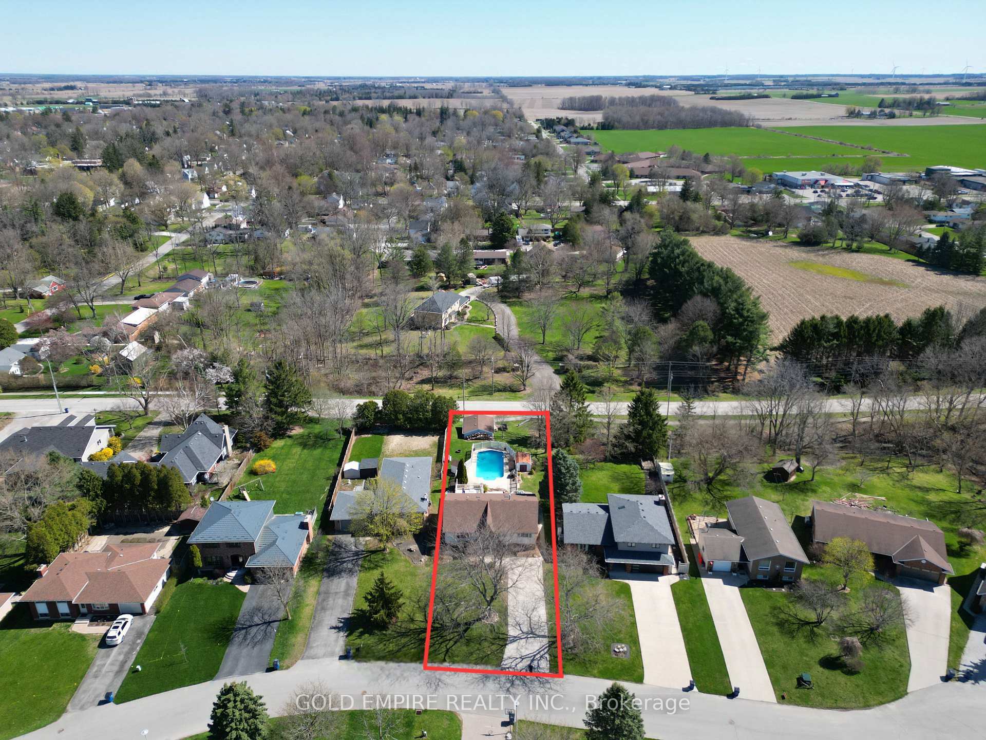 Property Photo:  44 Richard Street SW  ON N0P 2C0 