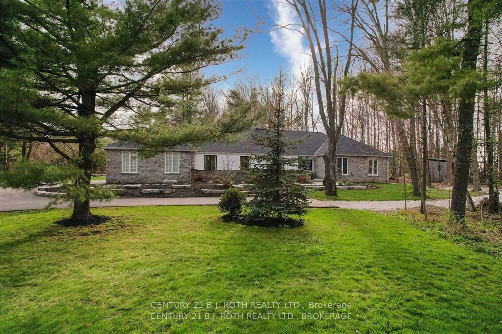 Photo de la propriété: 3274 Liah Lane ON L9S 2B4