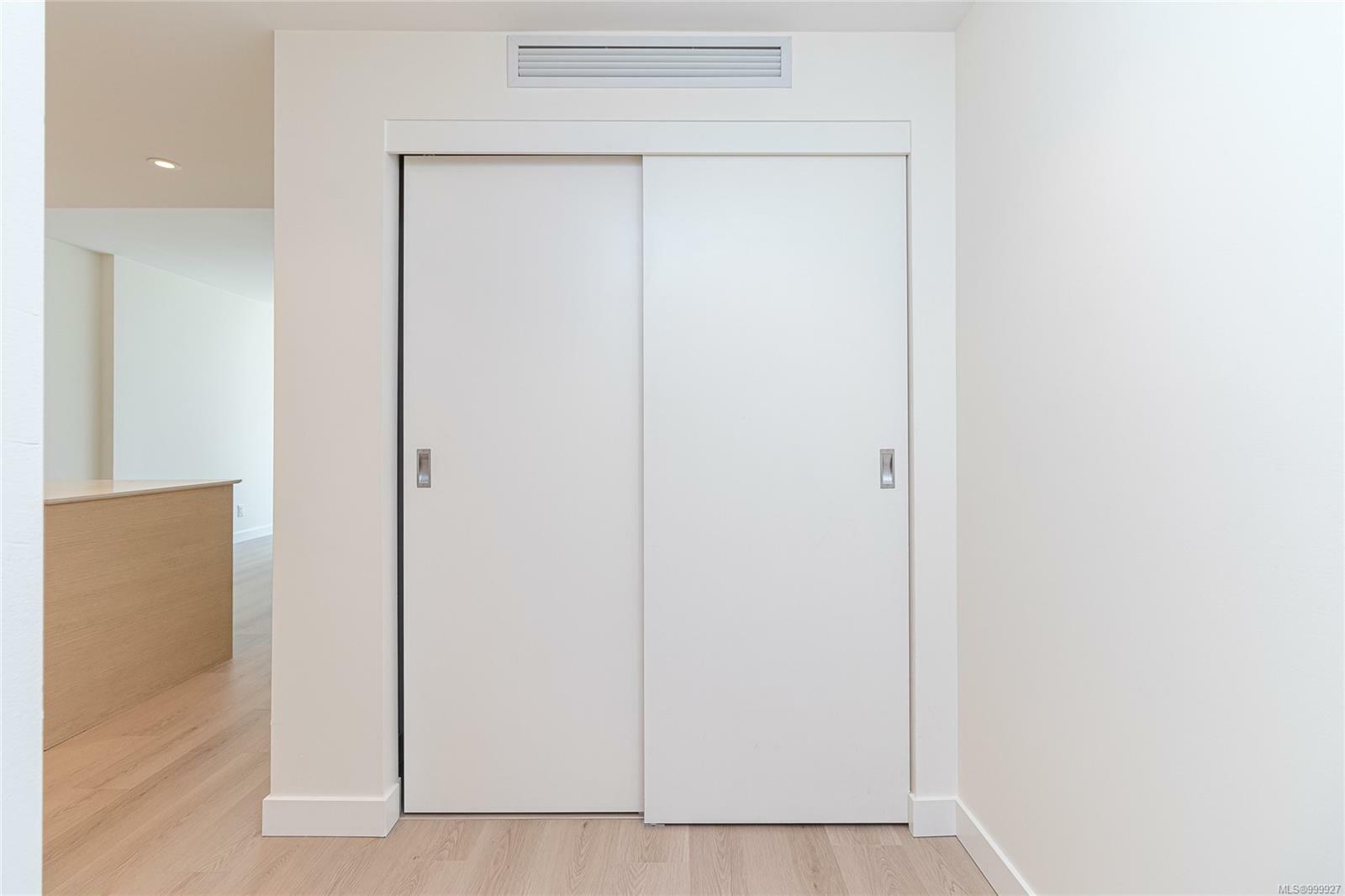 Property Photo:  848 Yates St 601  BC V8W 0G2 