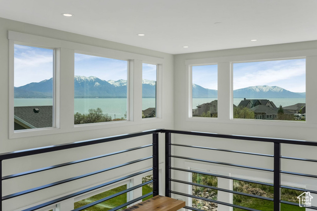 Property Photo: 267 E Sandhill Dr UT 84045