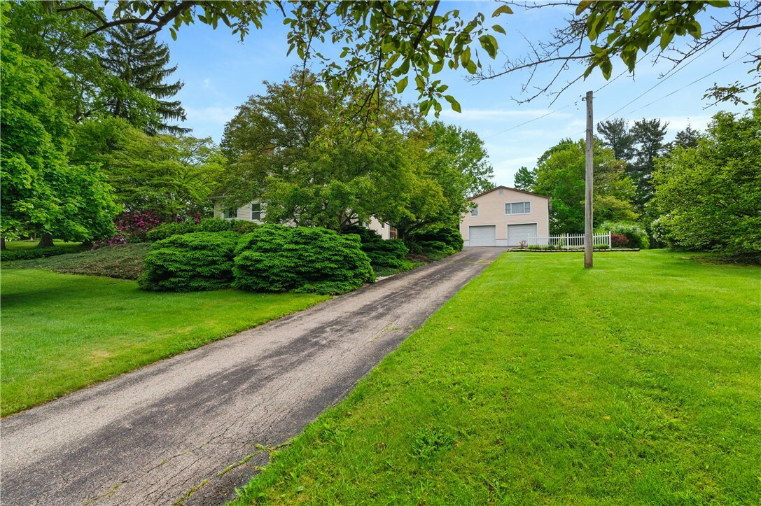 Property Photo: 2703 Conway Wallrose Rd PA 15005
