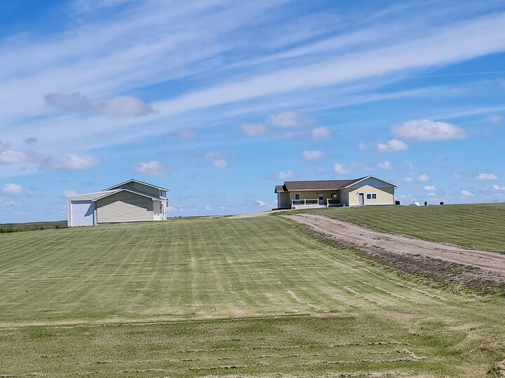 Property Photo:  33532 104th St  SD 57437 