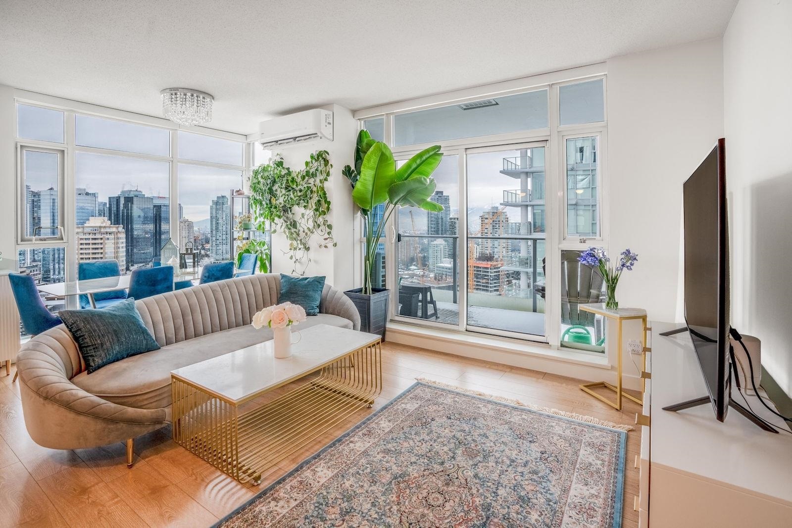 Property Photo: 6588 Nelson Avenue 3207 BC V5H 0E8