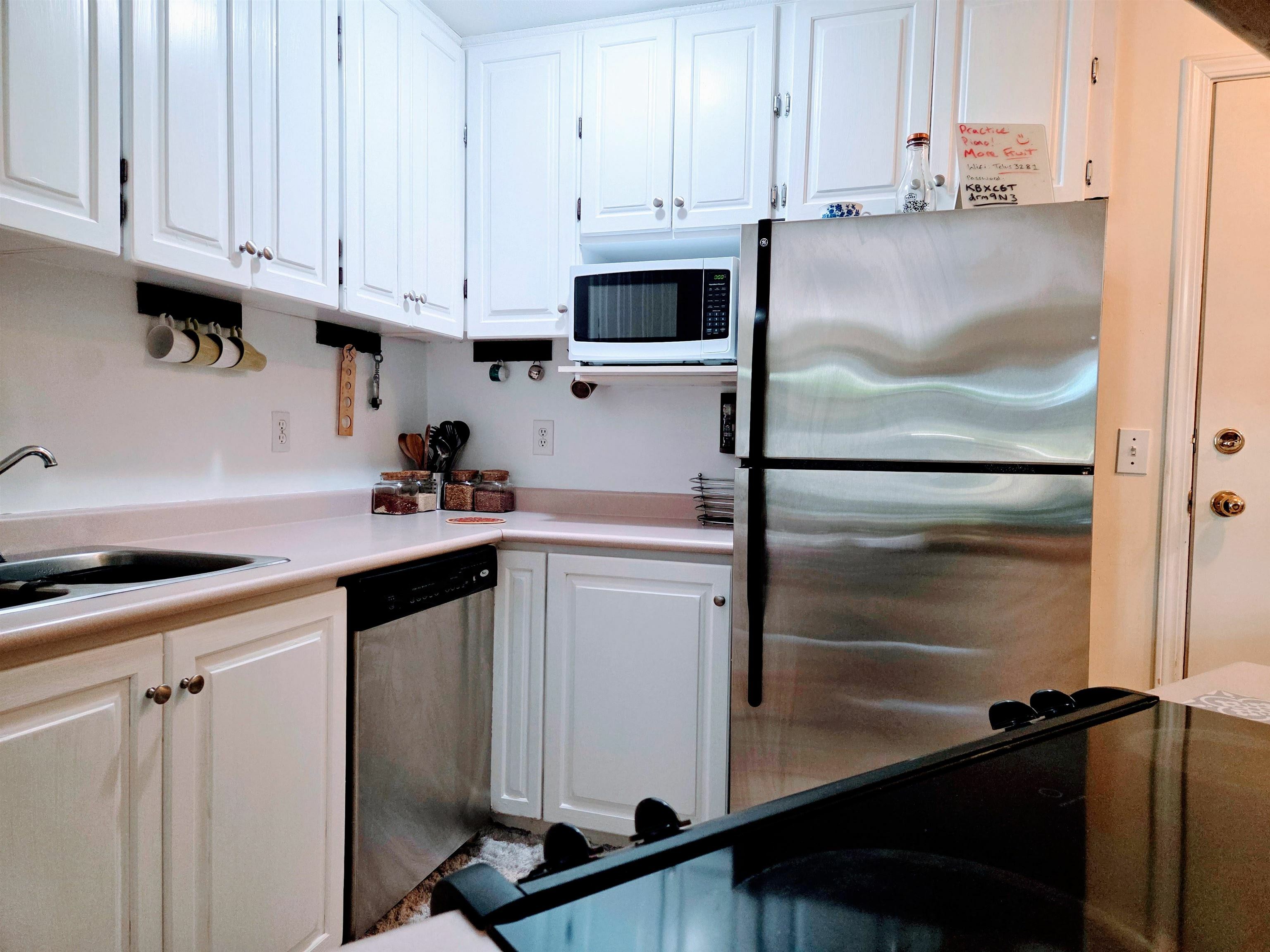 Property Photo: 40180 Willow Crescent 210 BC V8B 0M3