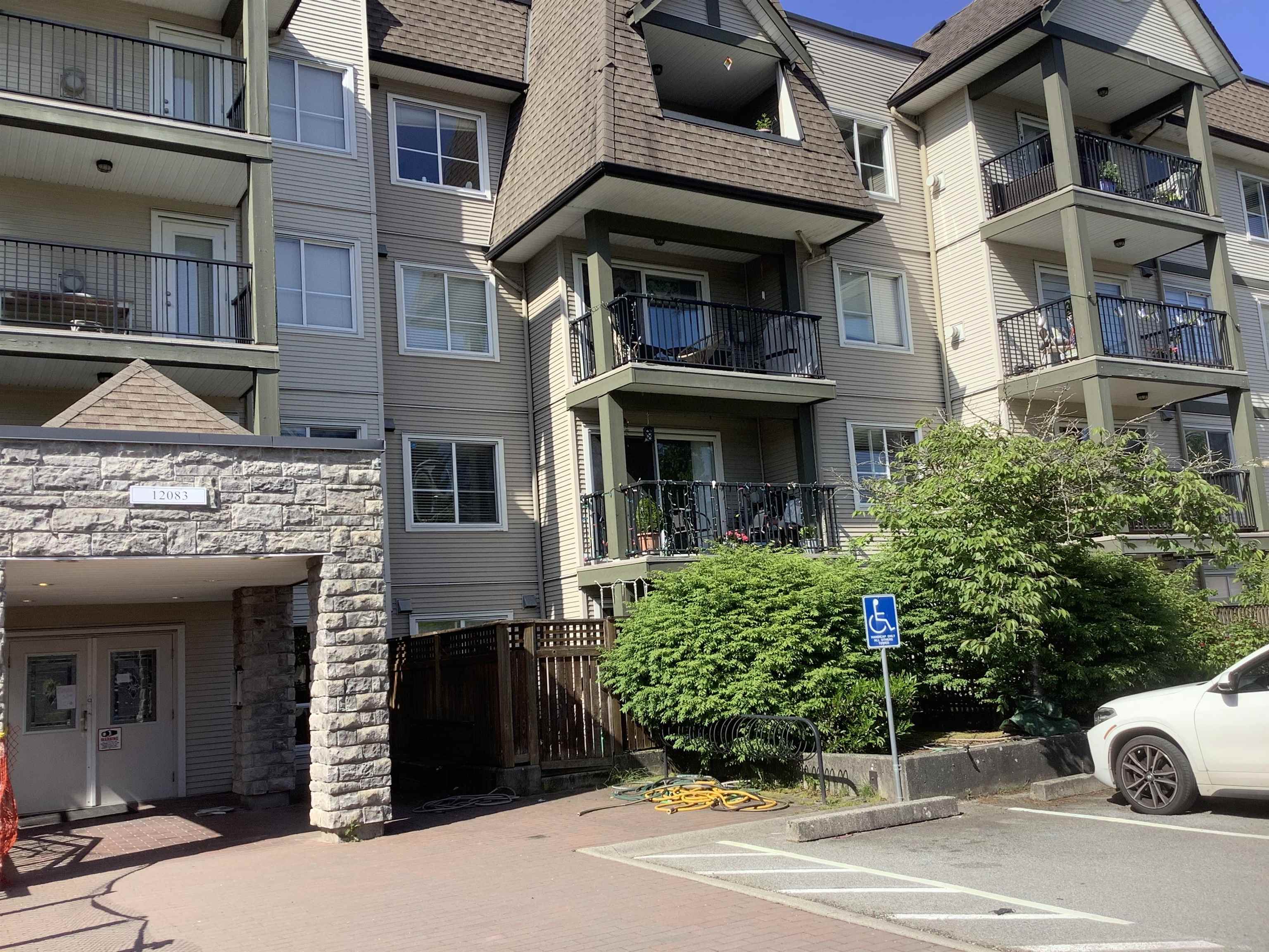 Property Photo: 12083 92A Avenue 212 BC V3V 8C8
