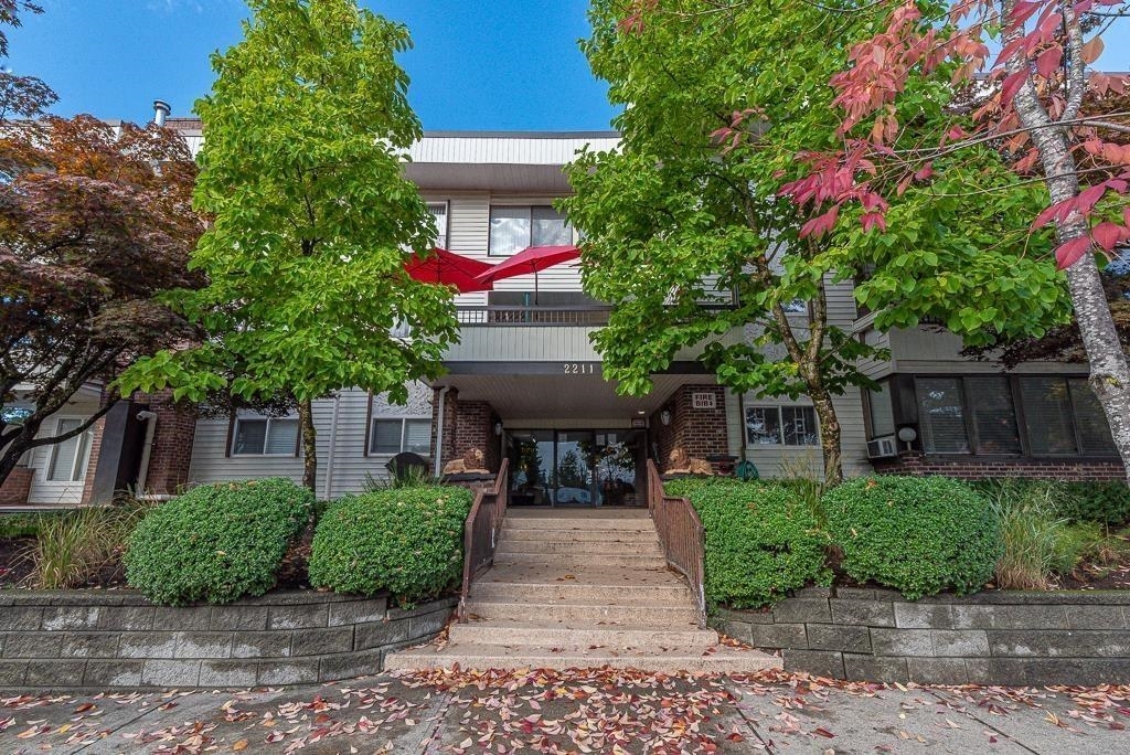 Property Photo:  2211 Clearbrook Road 306  BC V2T 2X4 