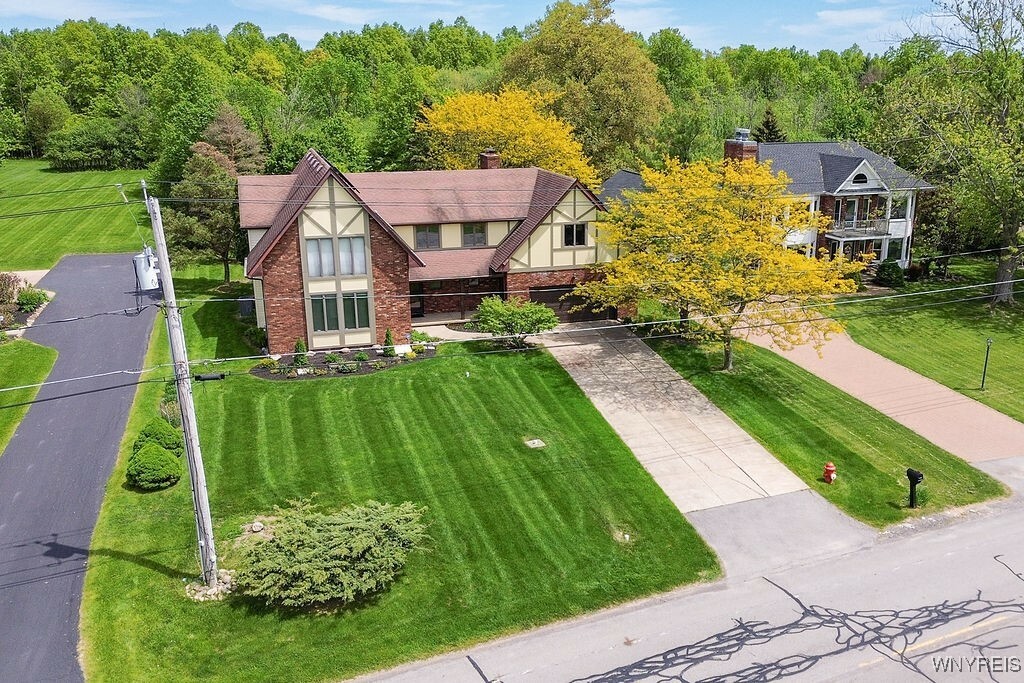 Property Photo: 2227 West River Road NY 14072