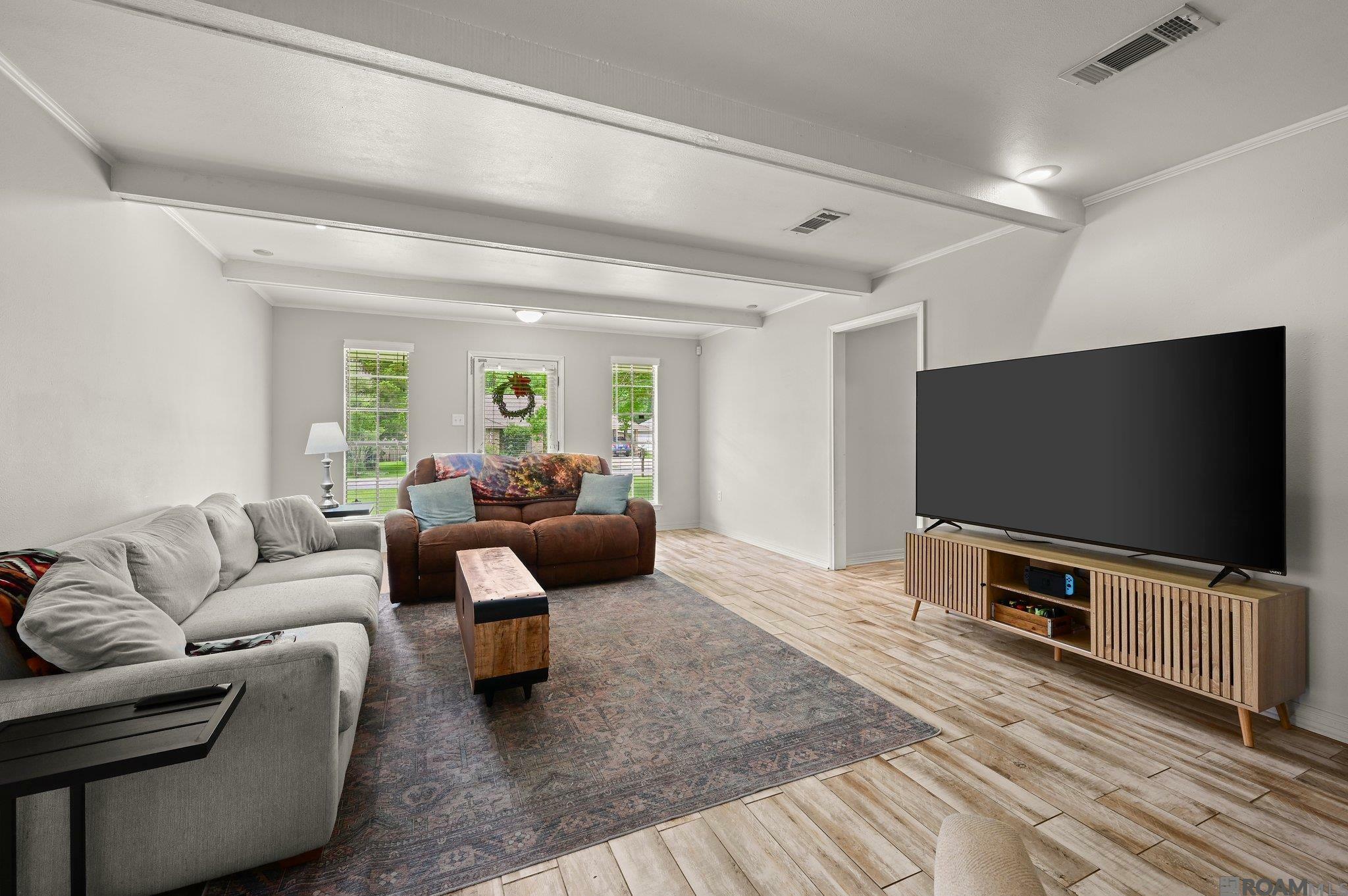 Property Photo: 12715 Mustang Ave LA 70818
