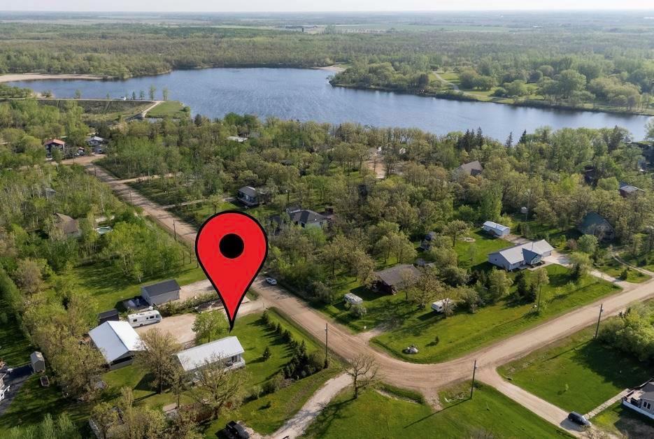 Property Photo: 28 St Joseph Boulevard MB R0A 1T0