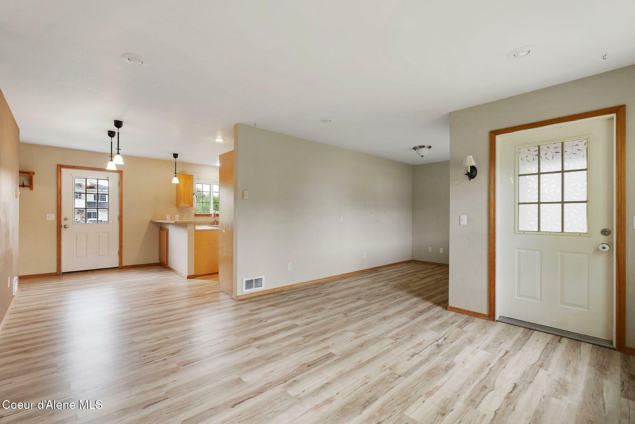 Property Photo: 410 Humbird St ID 83840
