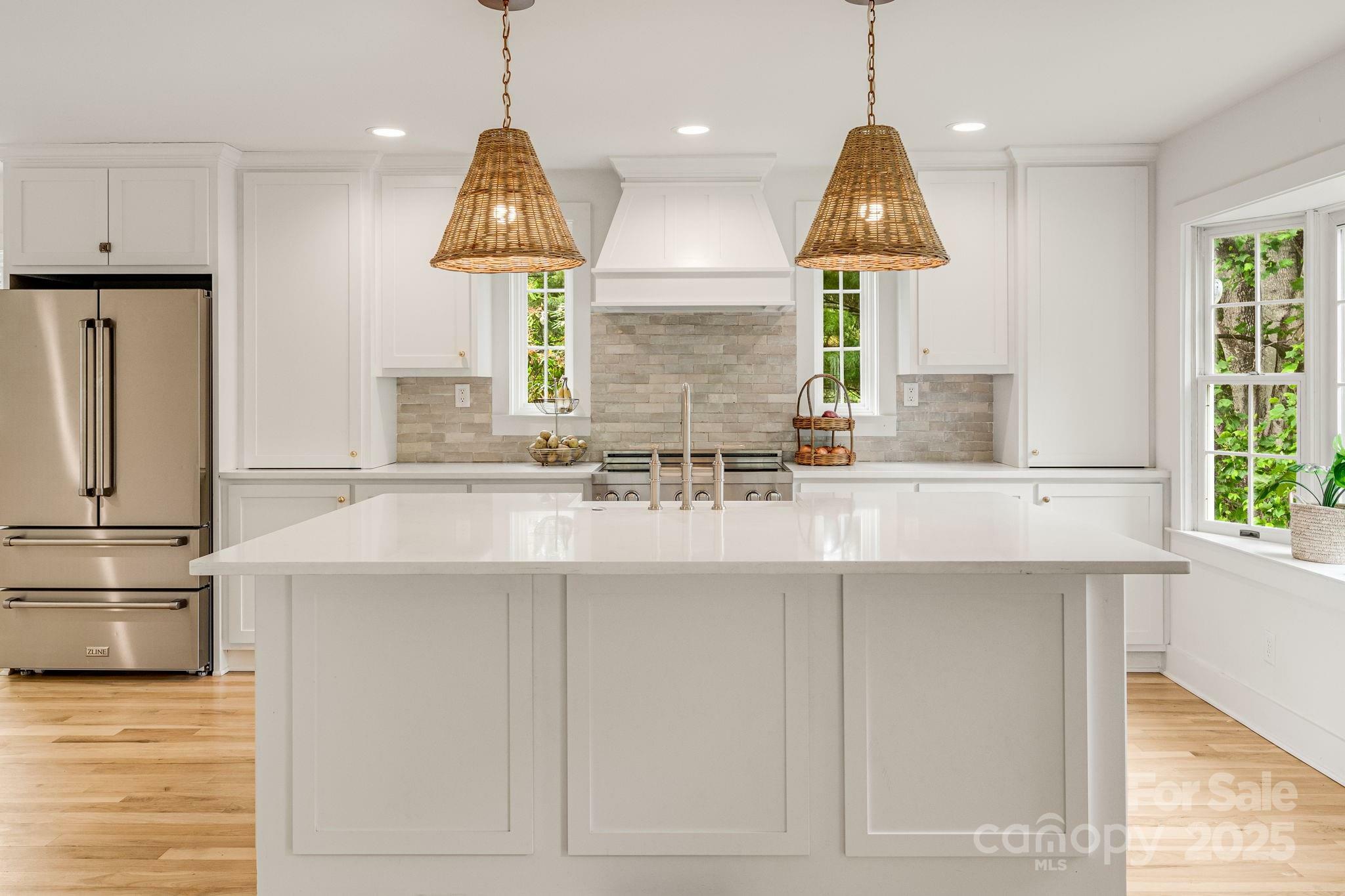 Property Photo: 92 Rose Hill Road NC 28803