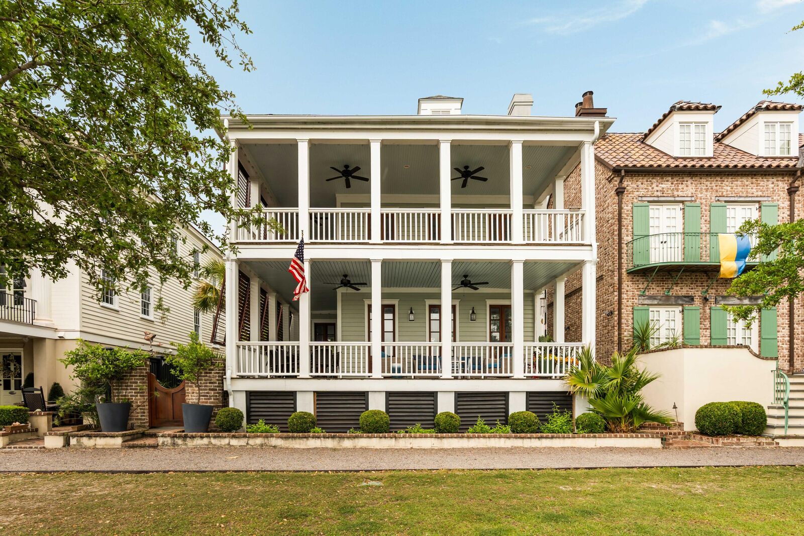 Property Photo:  18 Fernandina Street  SC 29464 