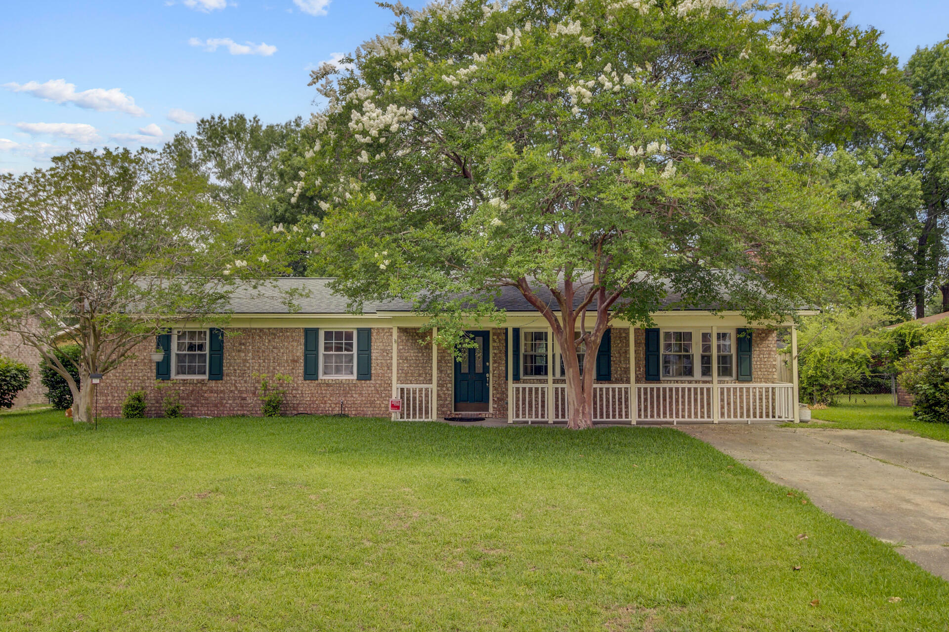Property Photo: 114 Stewart Street SC 29445