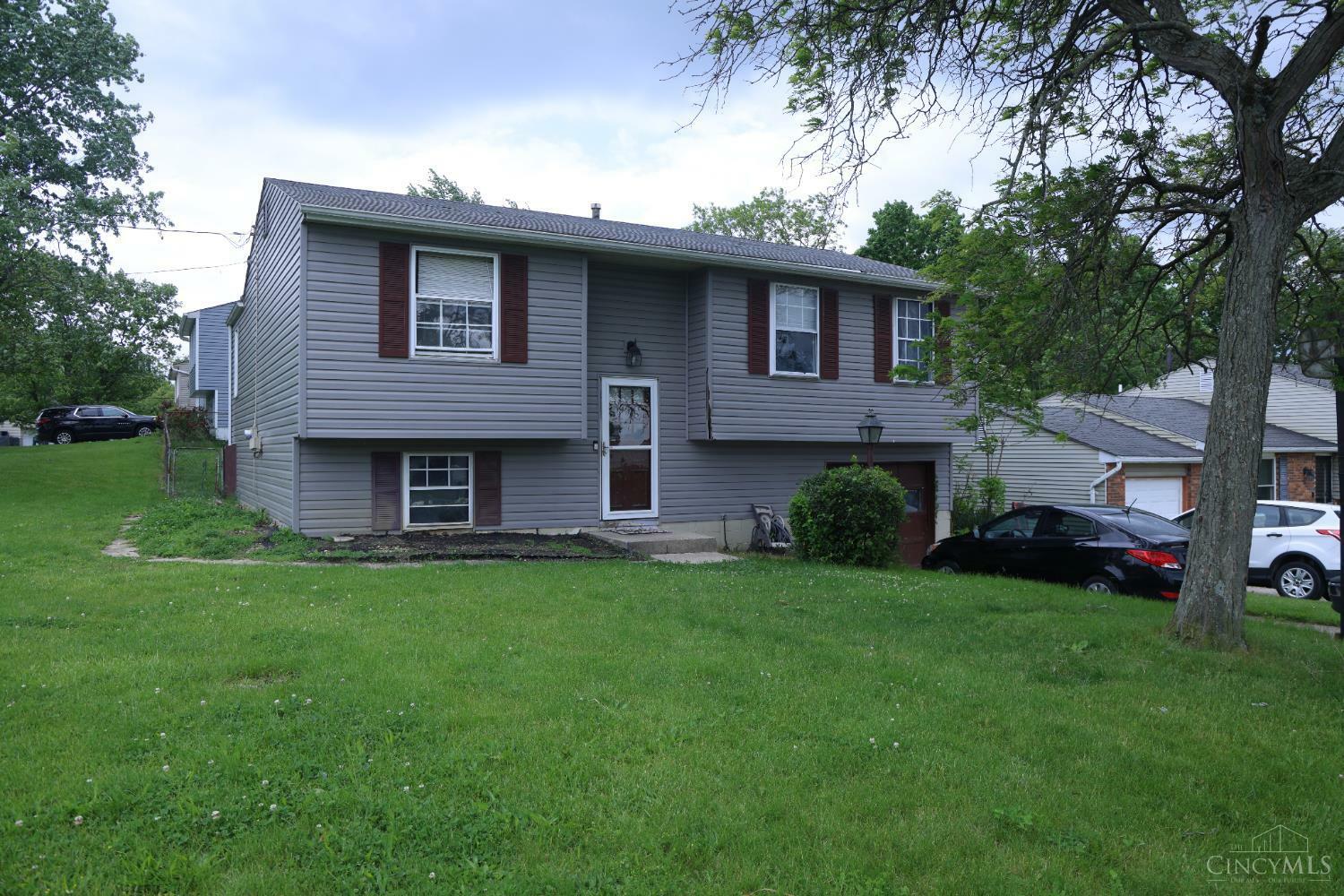 Property Photo: 2891 Greenbrook Lane OH 45251