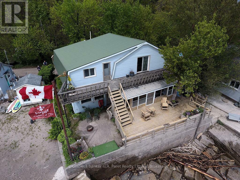 Property Photo: 3393 Waneeta Drive ON N5H 2R2