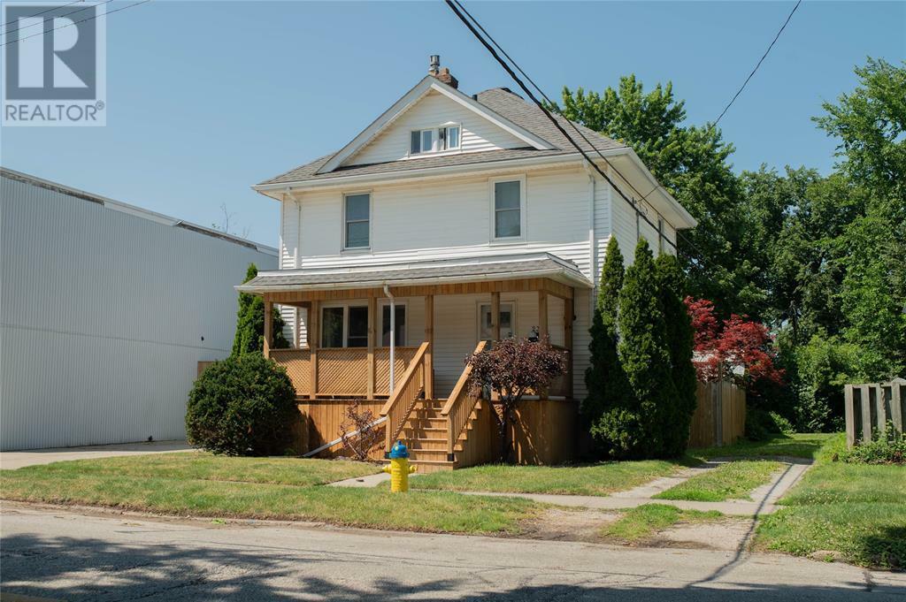 Property Photo: 232 Davis Street ON N7T 1B3