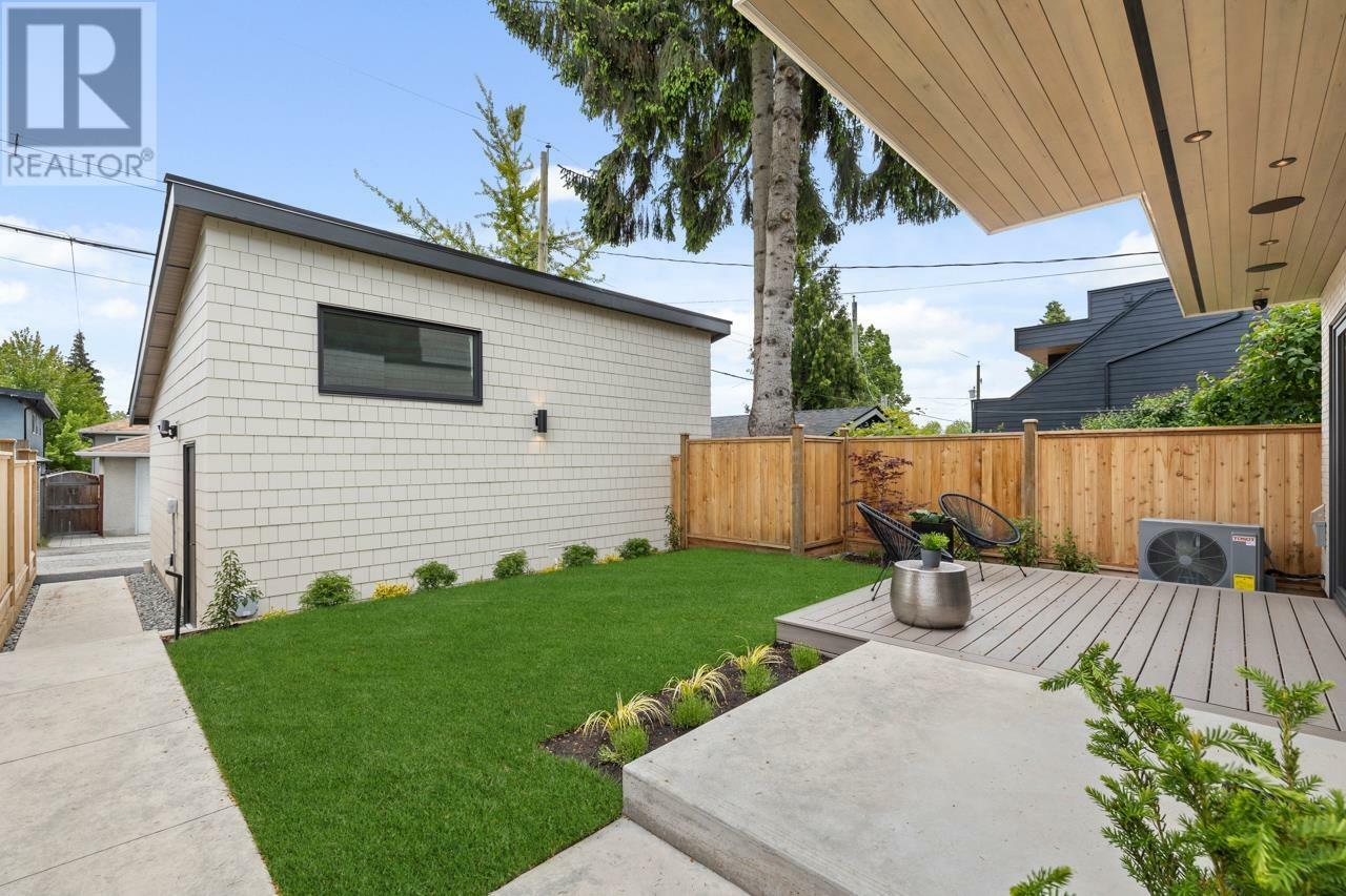 Property Photo: 435 East 37 Avenue 2 BC V5W 2B1