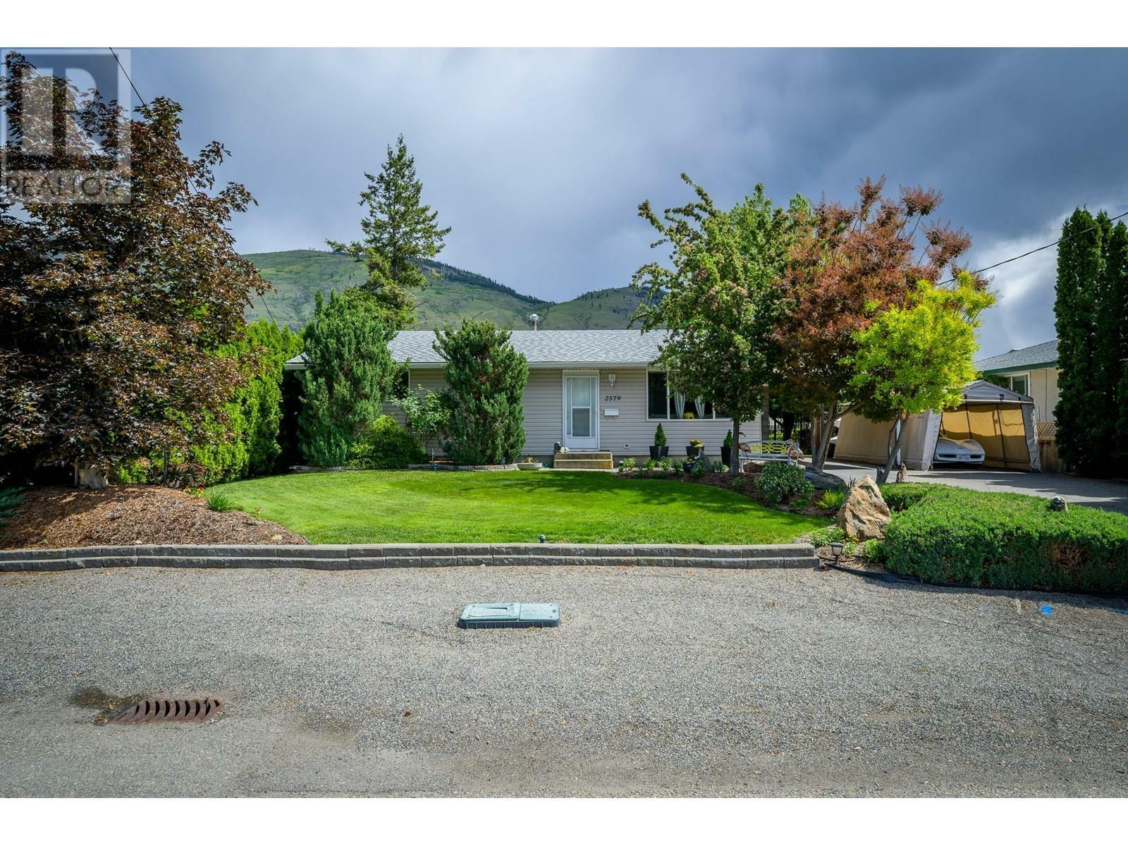 2579 Tupela Drive  Kamloops BC V2B 6V8 photo