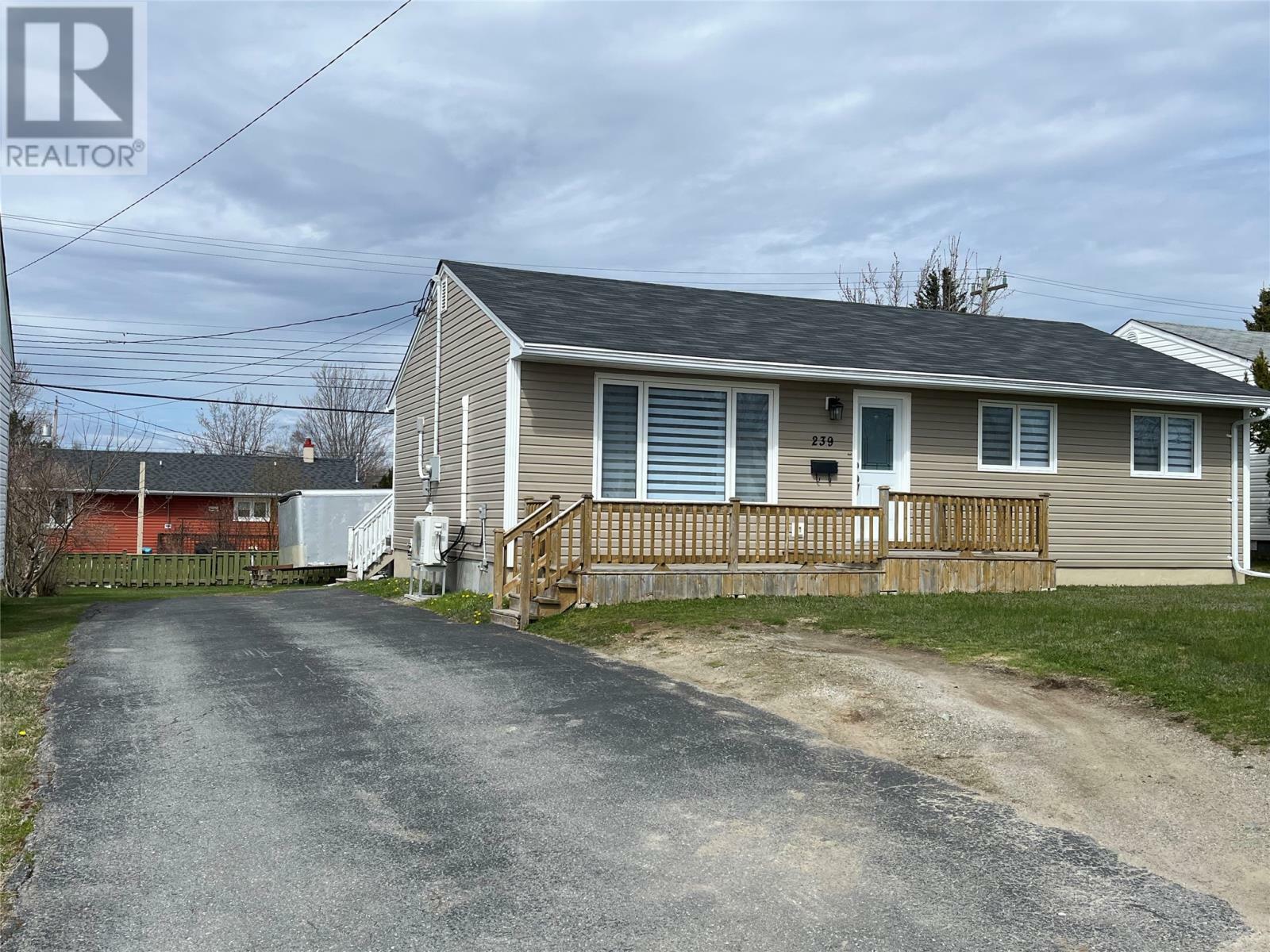 239 Elizabeth Drive  Gander NL A1V 1J3 photo