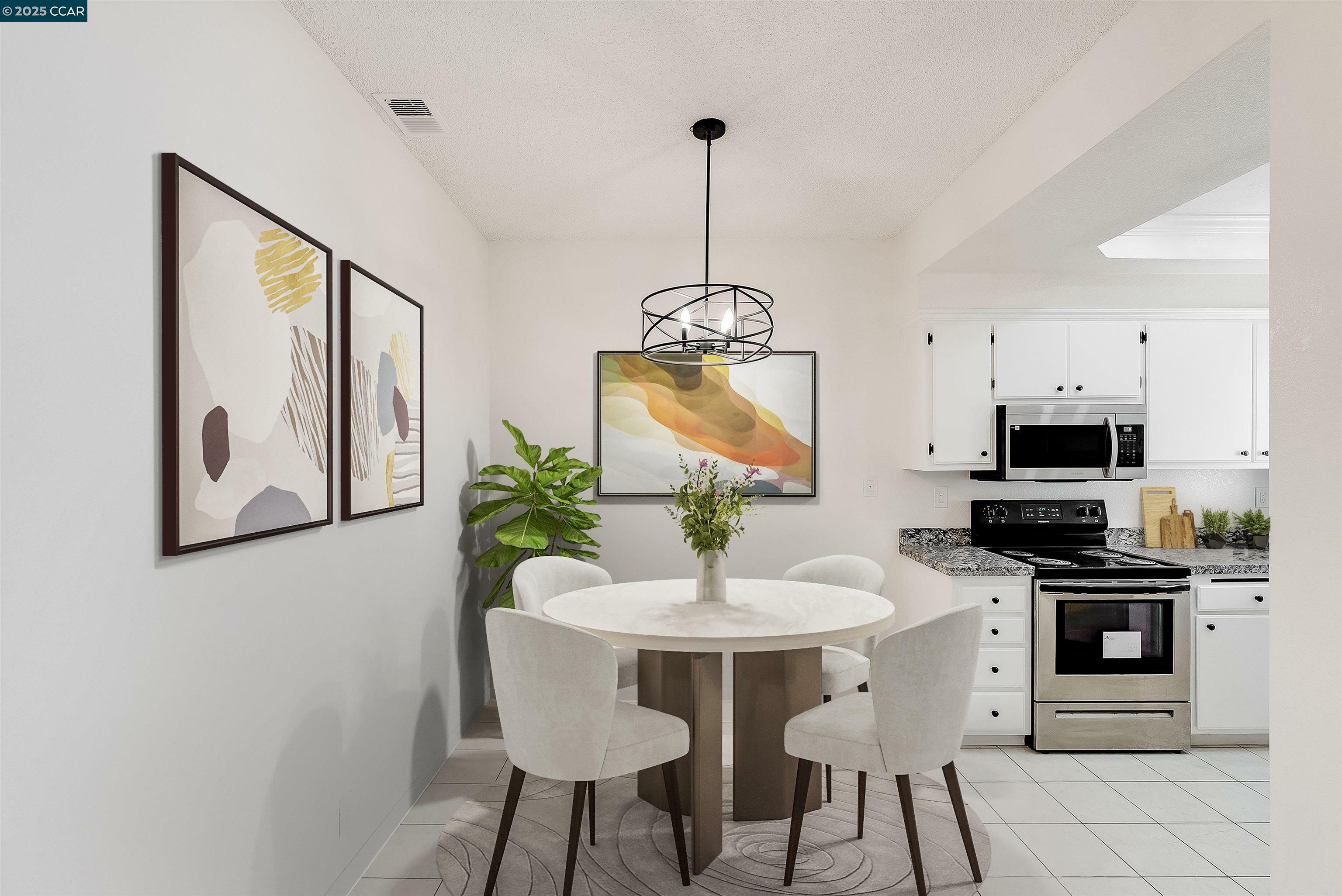 Property Photo: 3058 Flint St 40 CA 94587