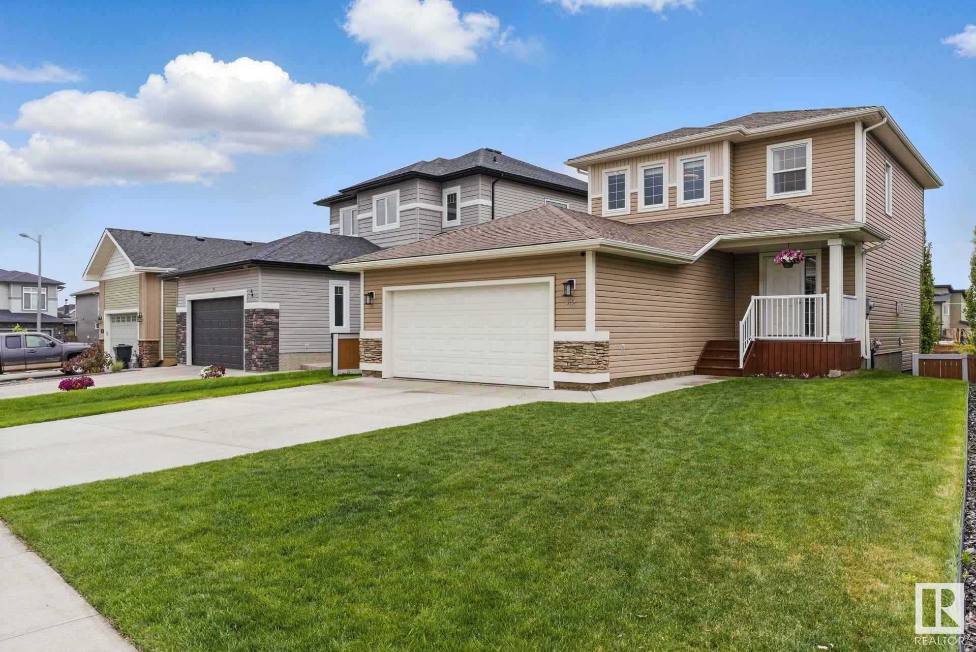 Property Photo: 62 Hilldowns Drive AB T7X 0J1