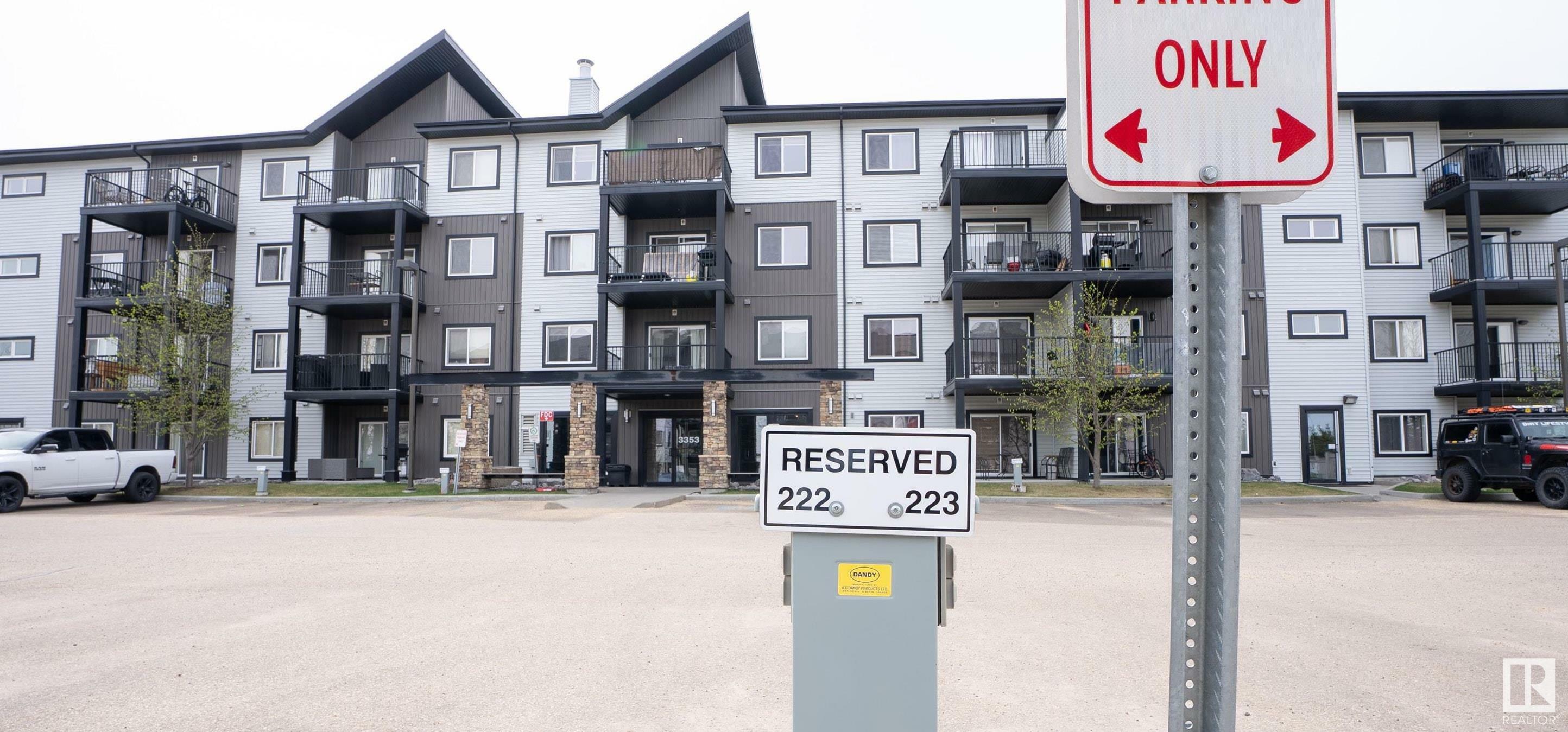 Property Photo: 3357 16A Avenue NW 222 AB T6J 2J1