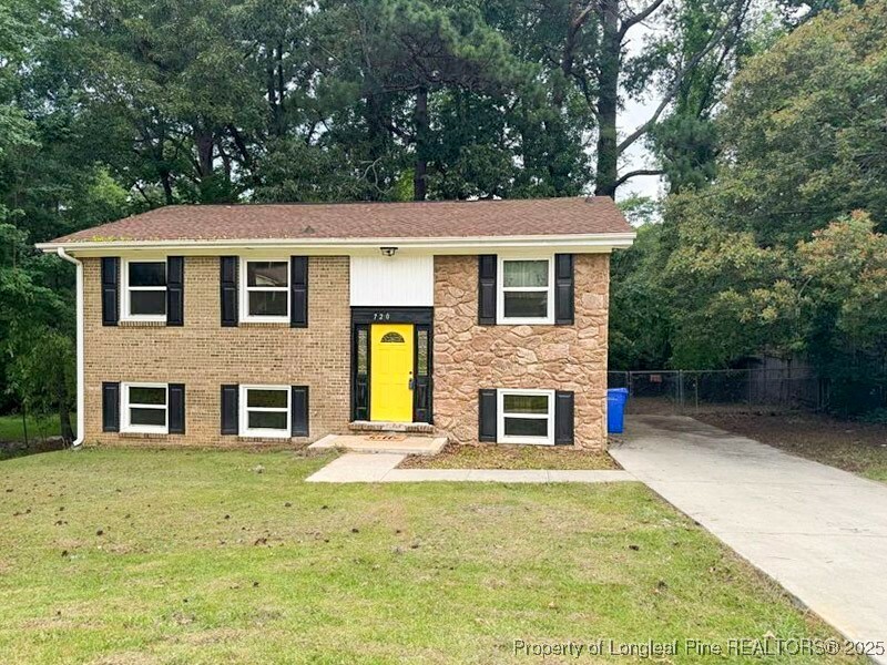 Property Photo: 720 Burgoyne Drive NC 28314