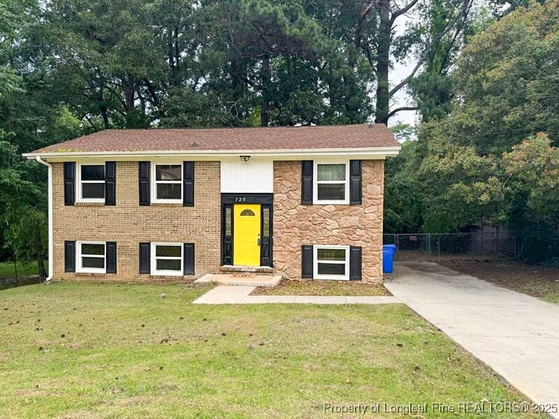 Property Photo: 720 Burgoyne Drive NC 28314
