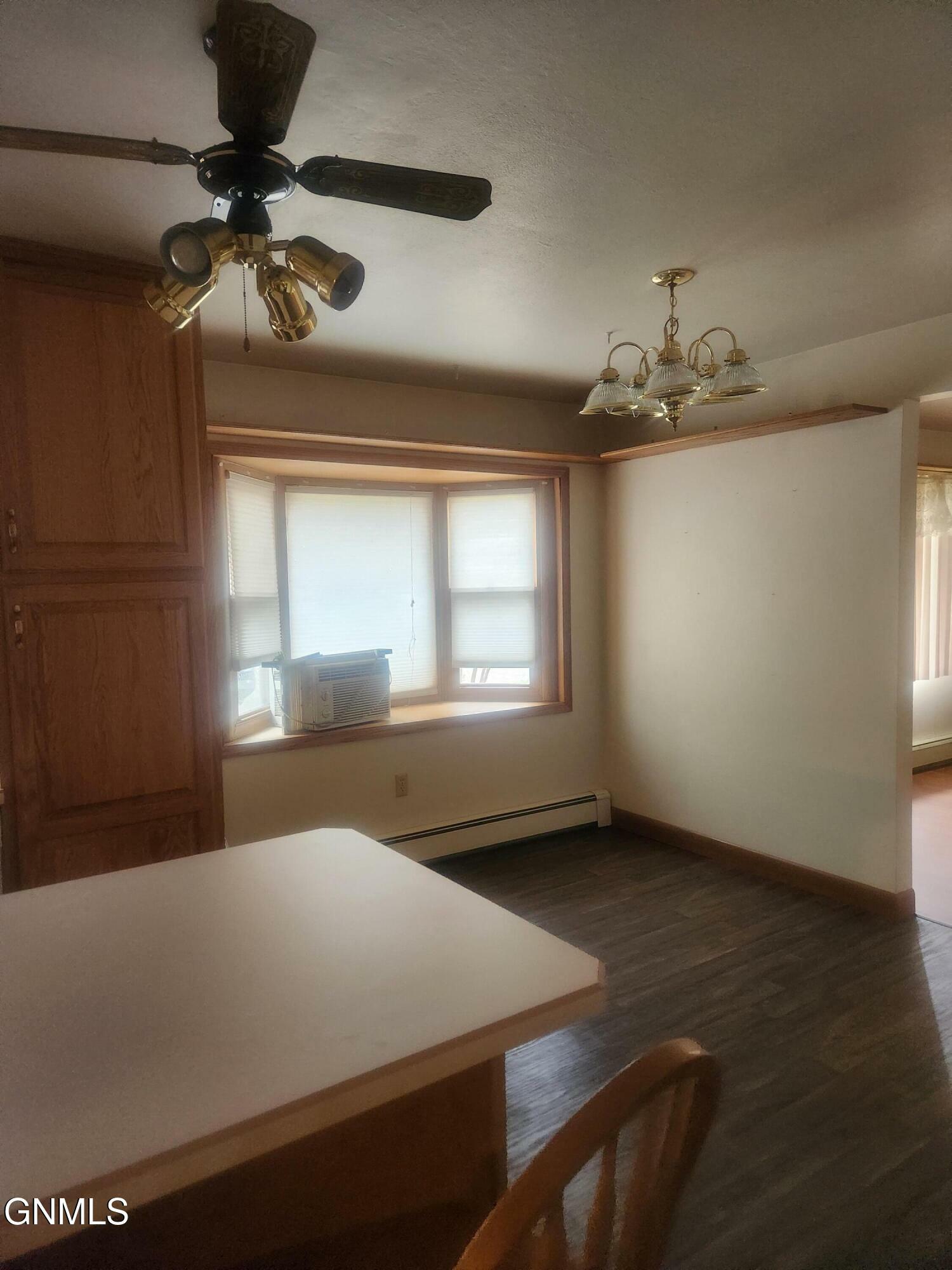 Property Photo:  214 3rd Avenue E  ND 58562 