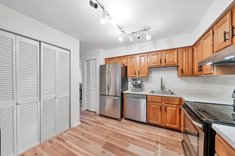 Property Photo: 178 Milkweed Ct NJ 08887