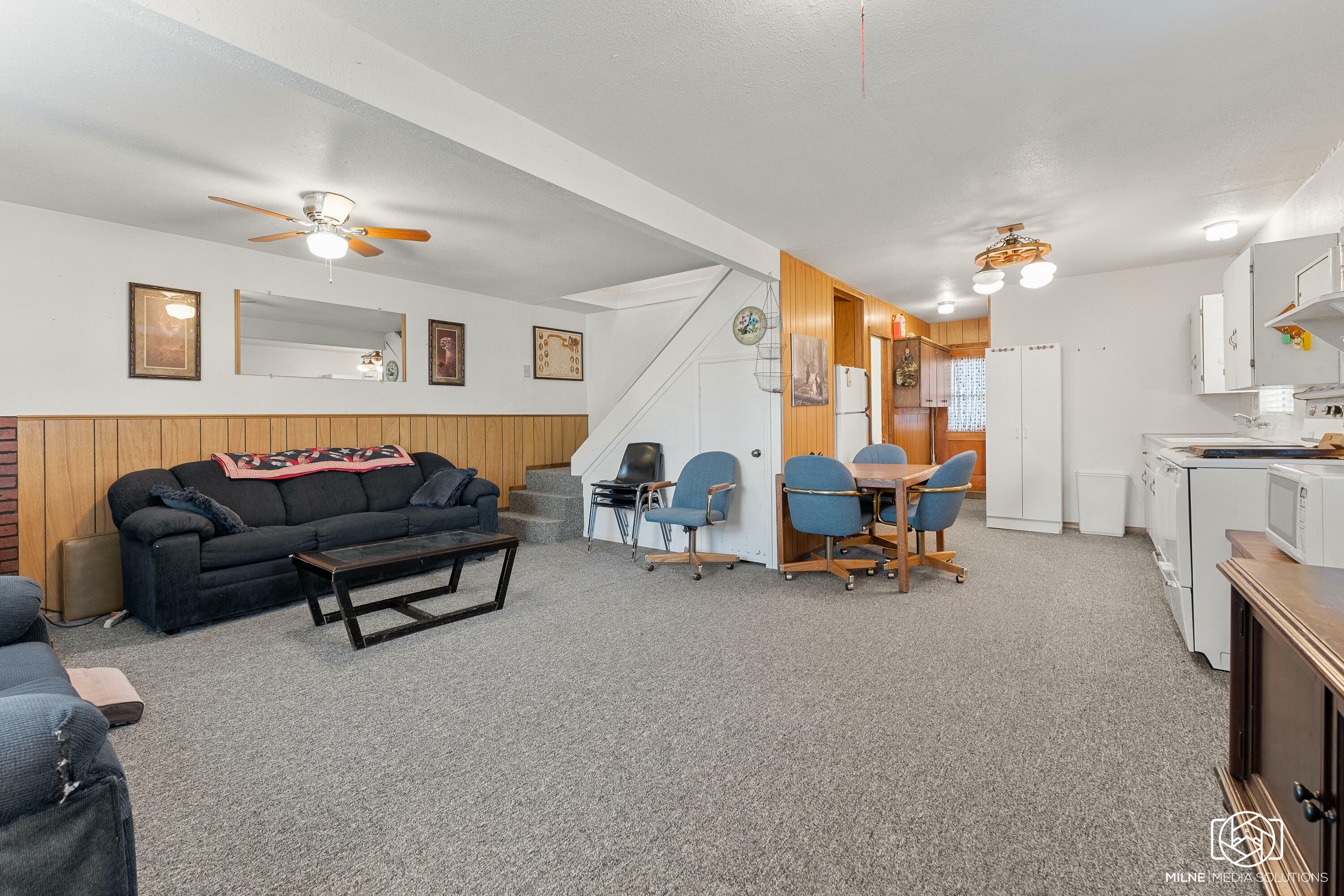 Property Photo: 887 W Hummingbird Dr UT 84759