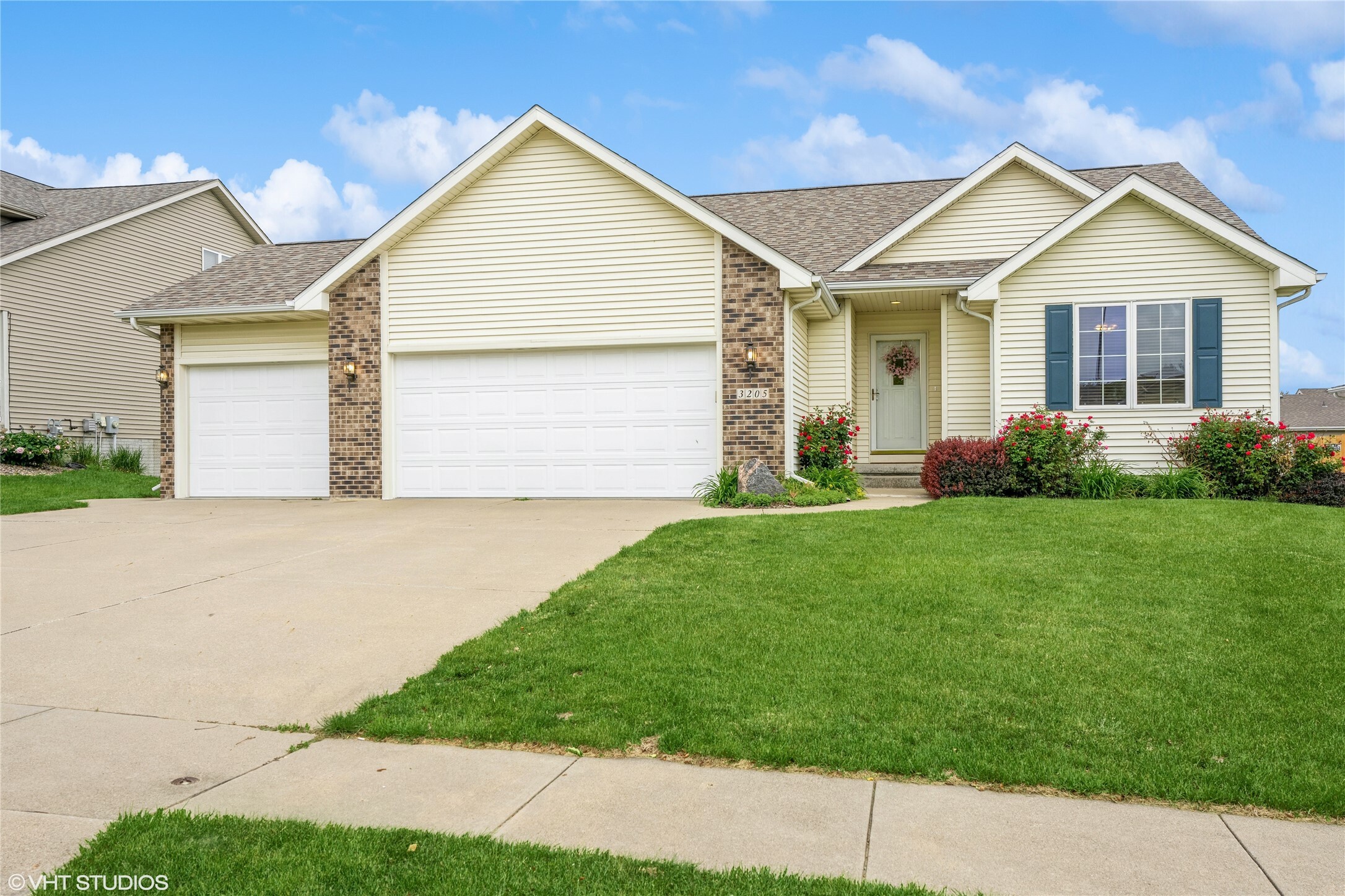 3205 SW Brookeline Drive  Ankeny IA 50023 photo