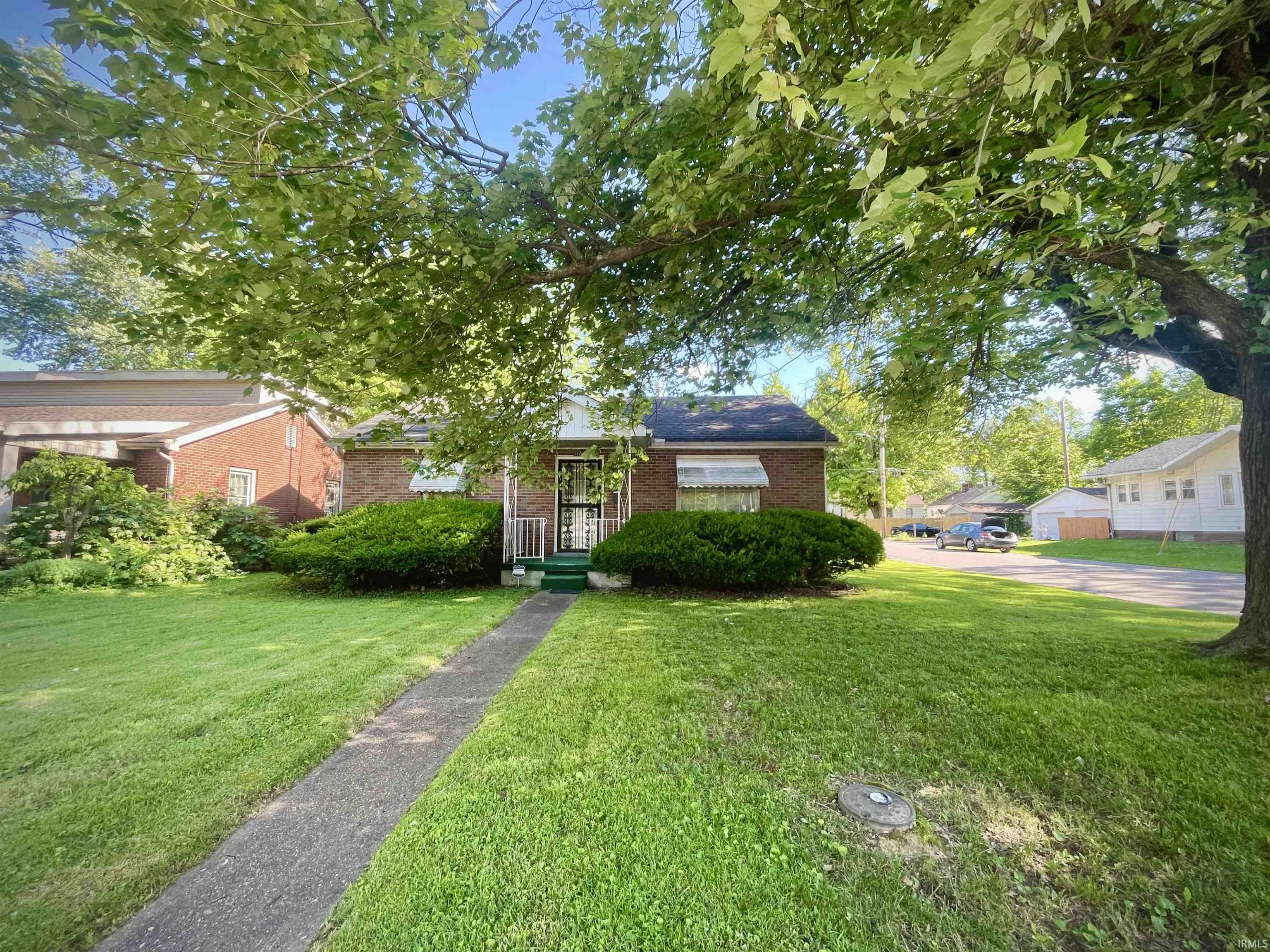 1101 Ravenswood Drive  Evansville IN 47714 photo