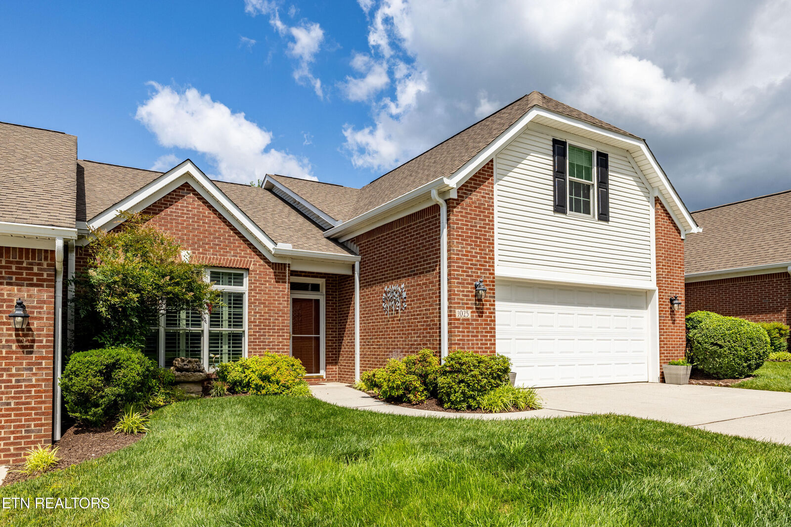 Property Photo: 1025 Ree Way TN 37909