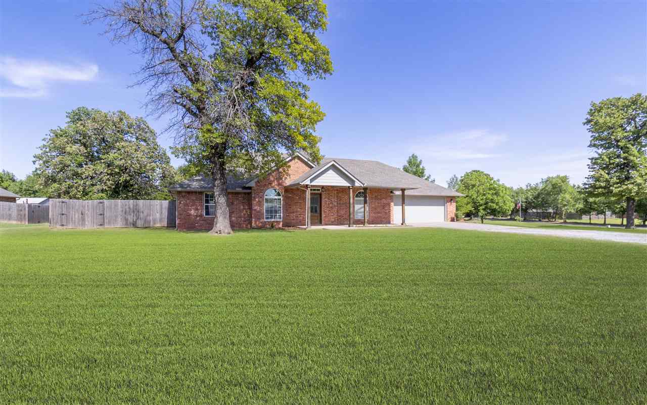 Property Photo: 13422 NE Kleeman Rd OK 73538