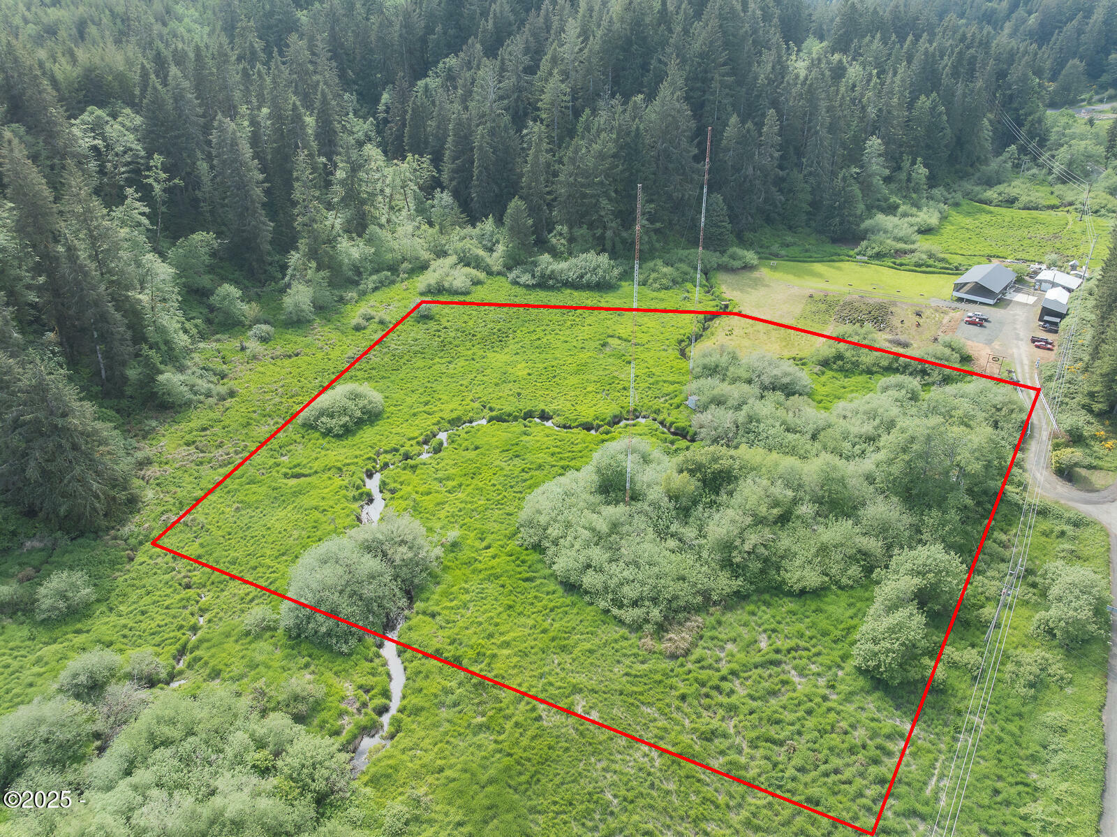 Property Photo: 3422 Highway 20 OR 97391