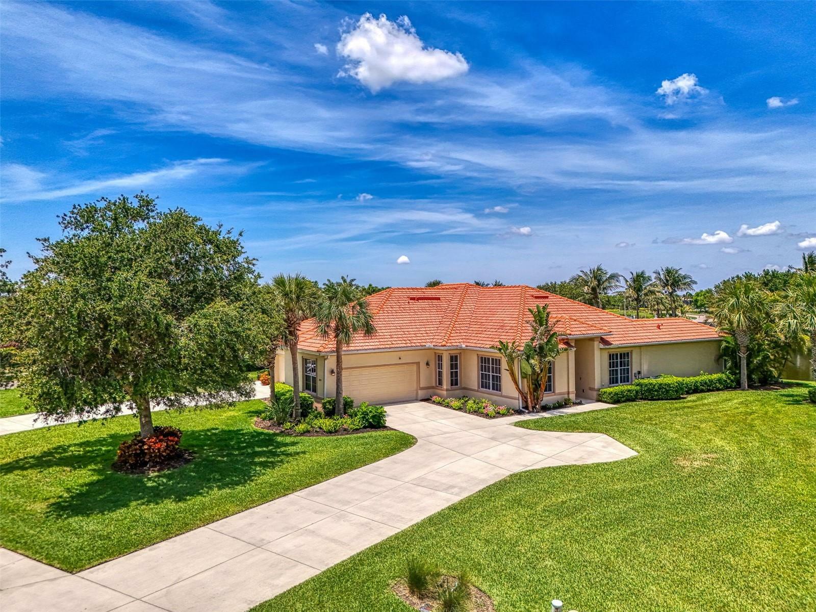 Property Photo: 2692 Wax Myrtle Court FL 33953