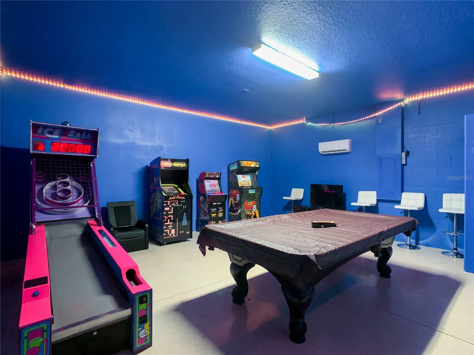 Property Photo: 1478 Moon Valley Drive FL 33896