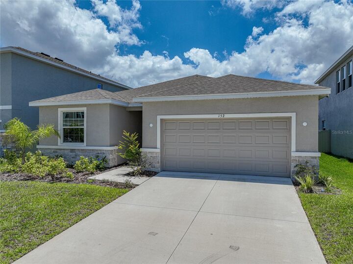 Property Photo: 152 Bright Ibis Avenue FL 33572