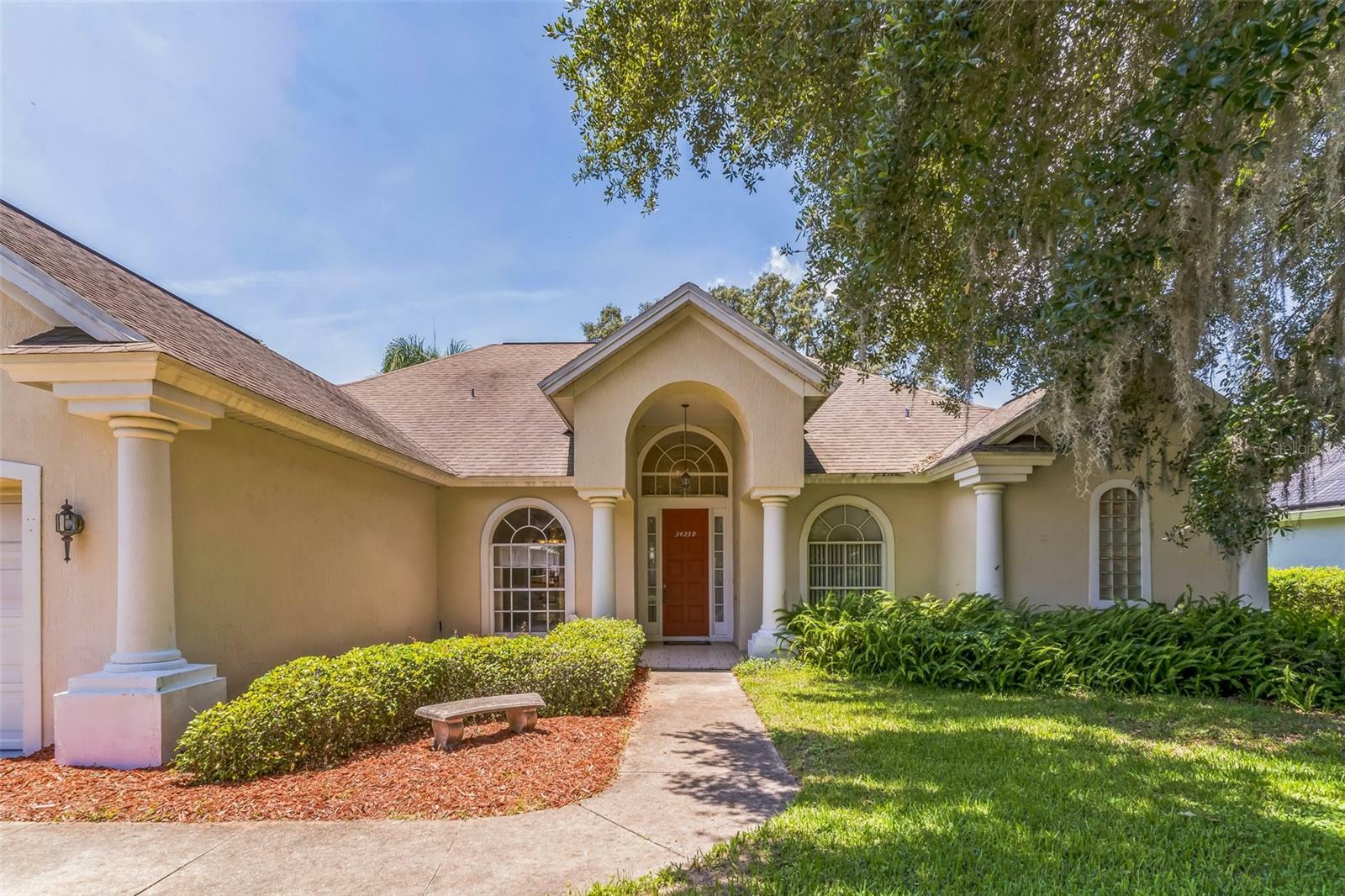 Property Photo: 34239 Woodridge Lane FL 32736