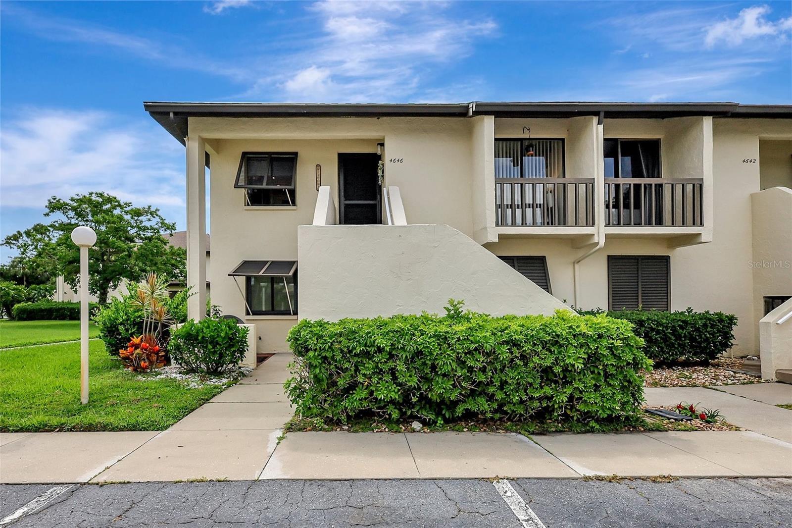 Property Photo: 4646 Longwater Chase 98 FL 34235