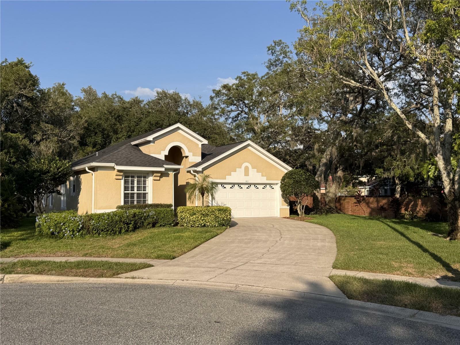 Property Photo: 563 Pleasant Grove Drive FL 32708