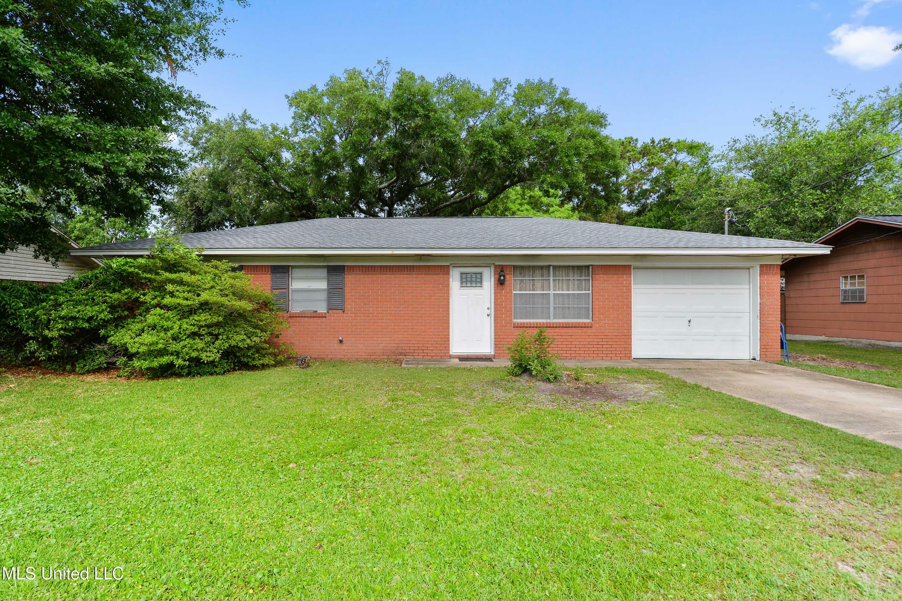 Property Photo: