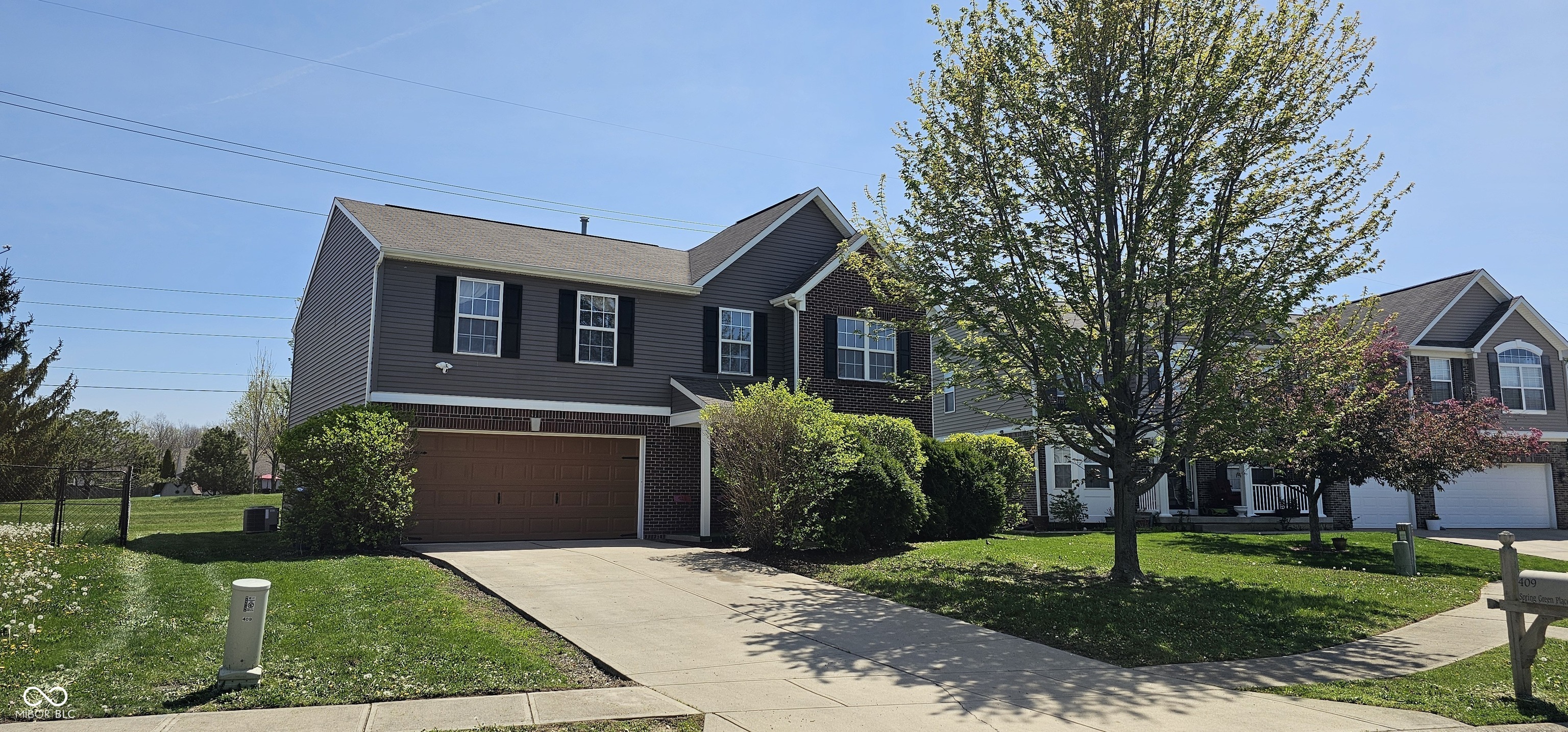 Property Photo:  409 Spring Green Place  IN 46229 