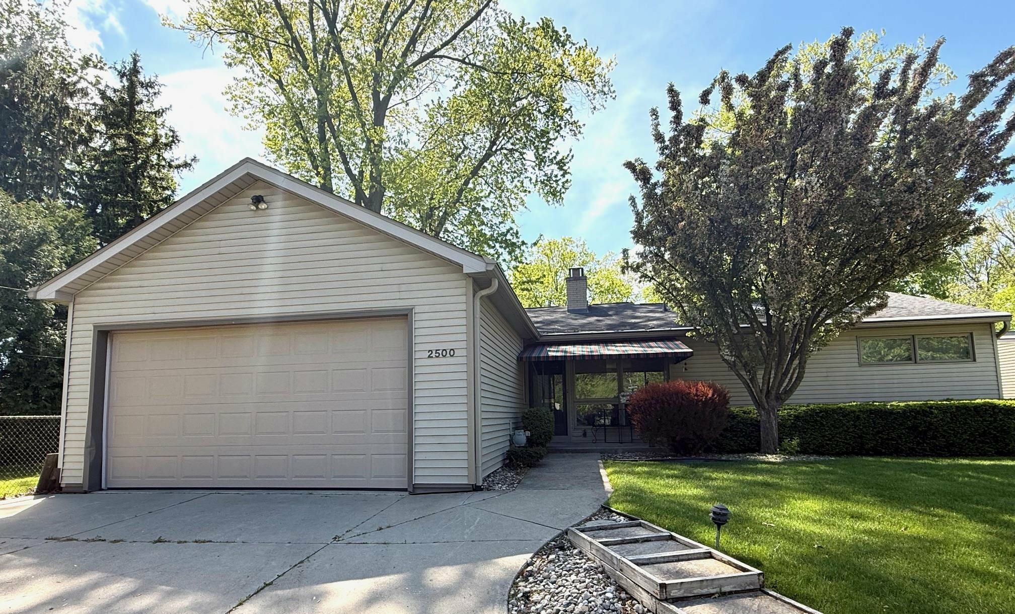 Property Photo: 2500 Lee Drive MI 48708