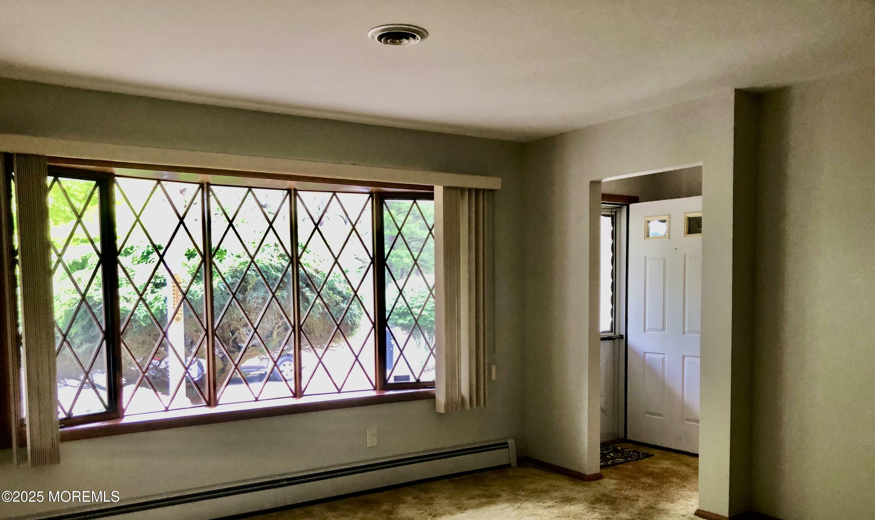 Property Photo:  24 Upton Court  NJ 08757 