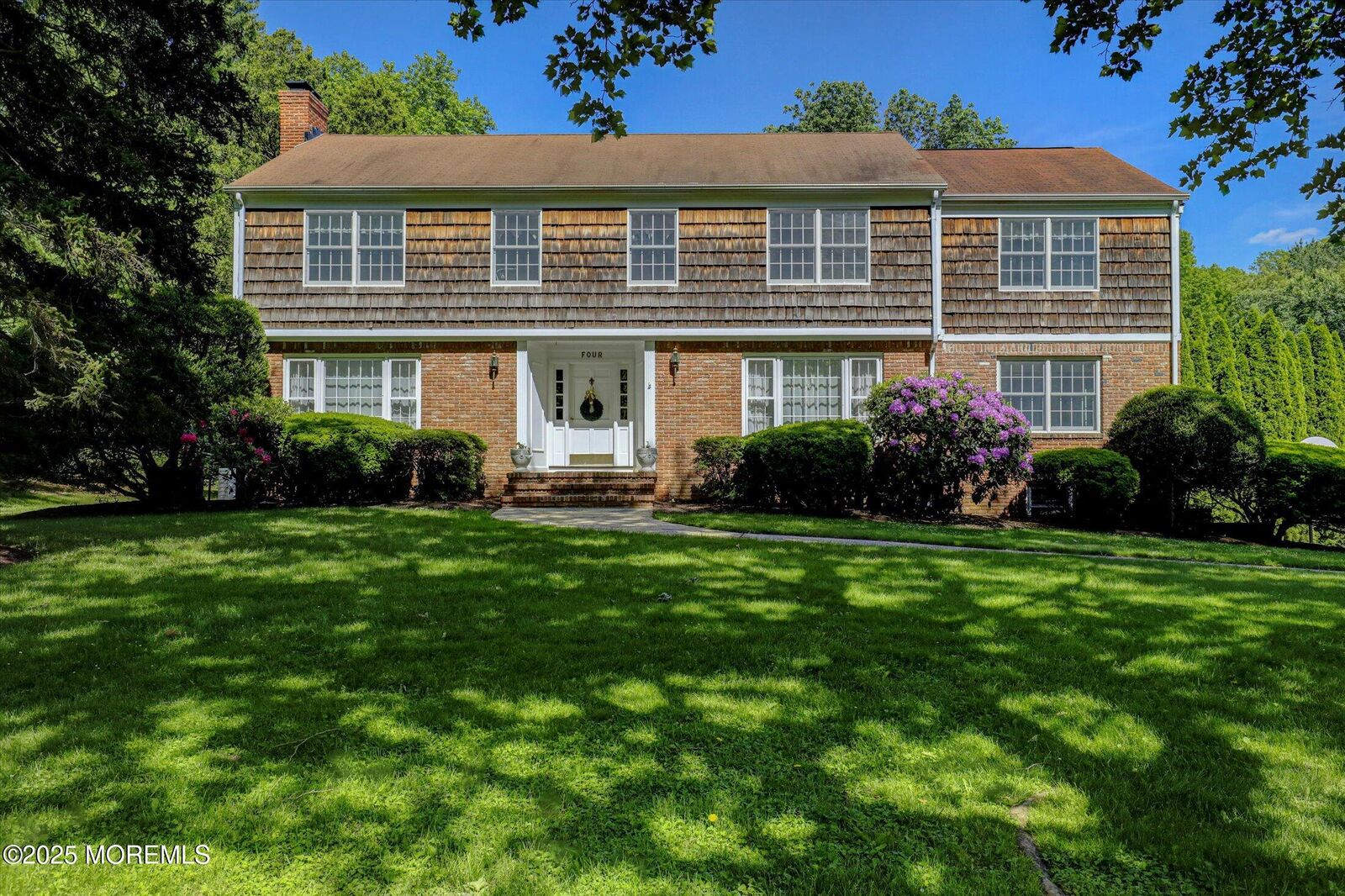 Property Photo:  4 Briarcliff Lane  NJ 07733 