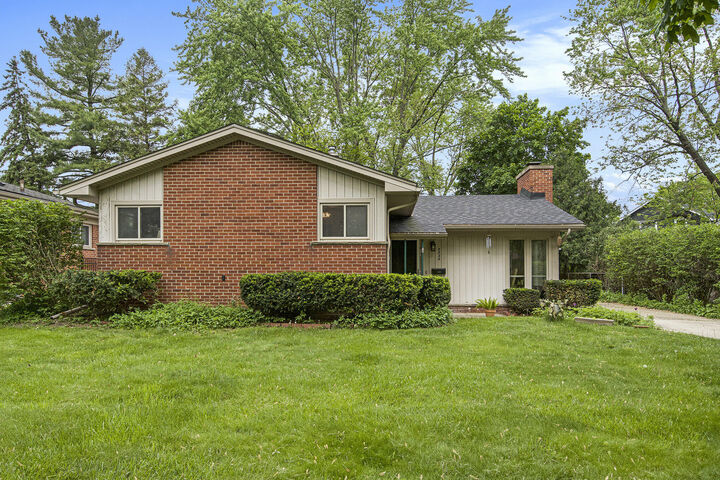 Property Photo:  2236 Medford Road  MI 48104 